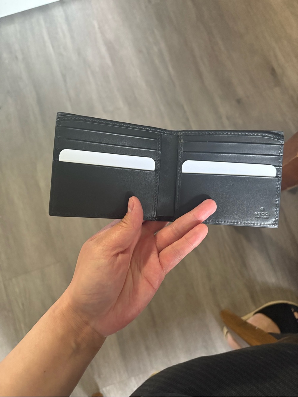 Gucci Brand new full inclusion Men’s Black Leather Bi-Fold Wallet - Picture 3 of 5